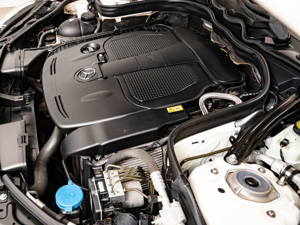 Used 2012 Mercedes-Benz E 350 4MATIC Sedan image 53