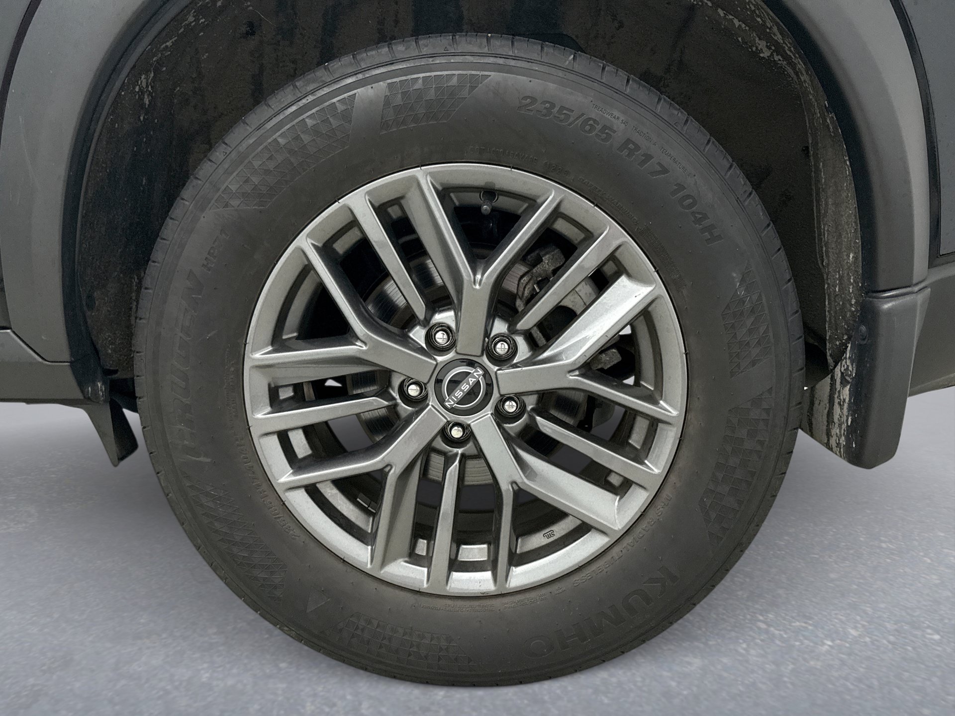 Used 2023 Nissan Rogue S AWD/4WD image 20
