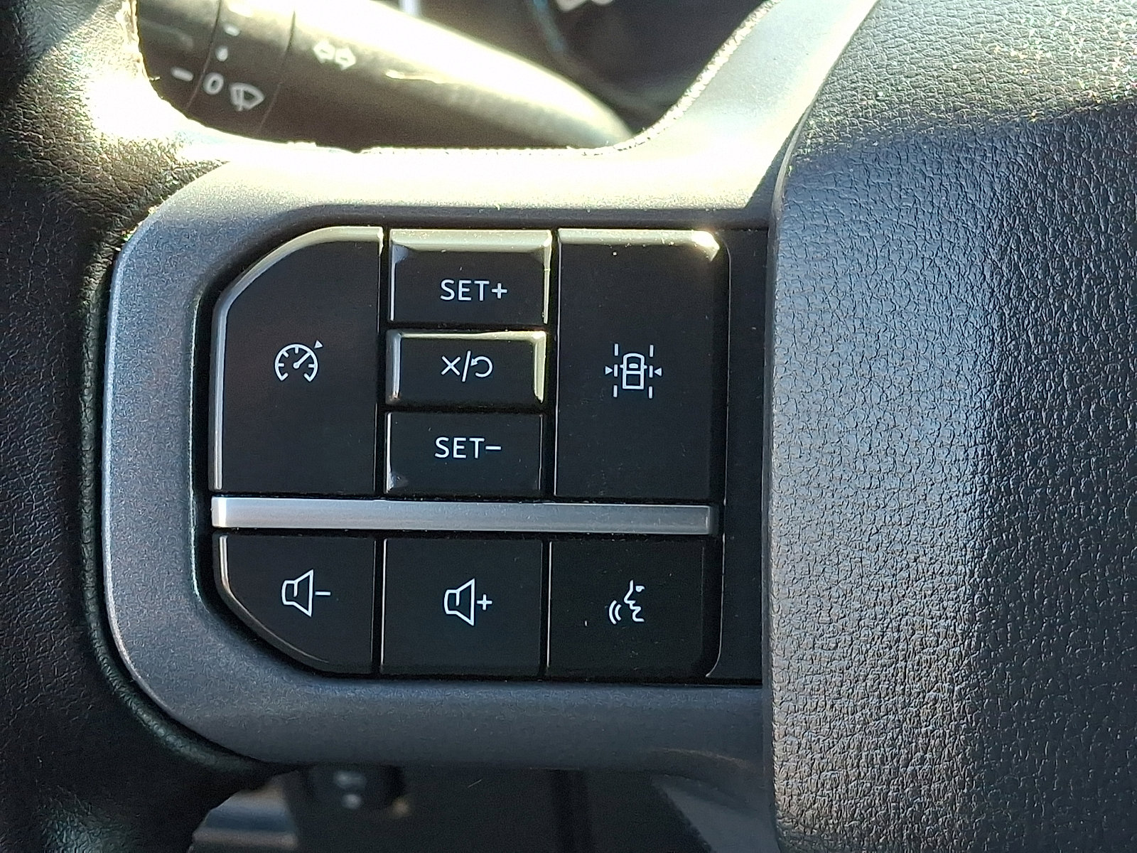 Used 2023 Ford F150 XLT w/ Equipment Group 302A High AWD/4WD image 22