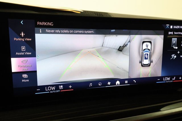 Used 2024 BMW X5 xDrive50e image 16