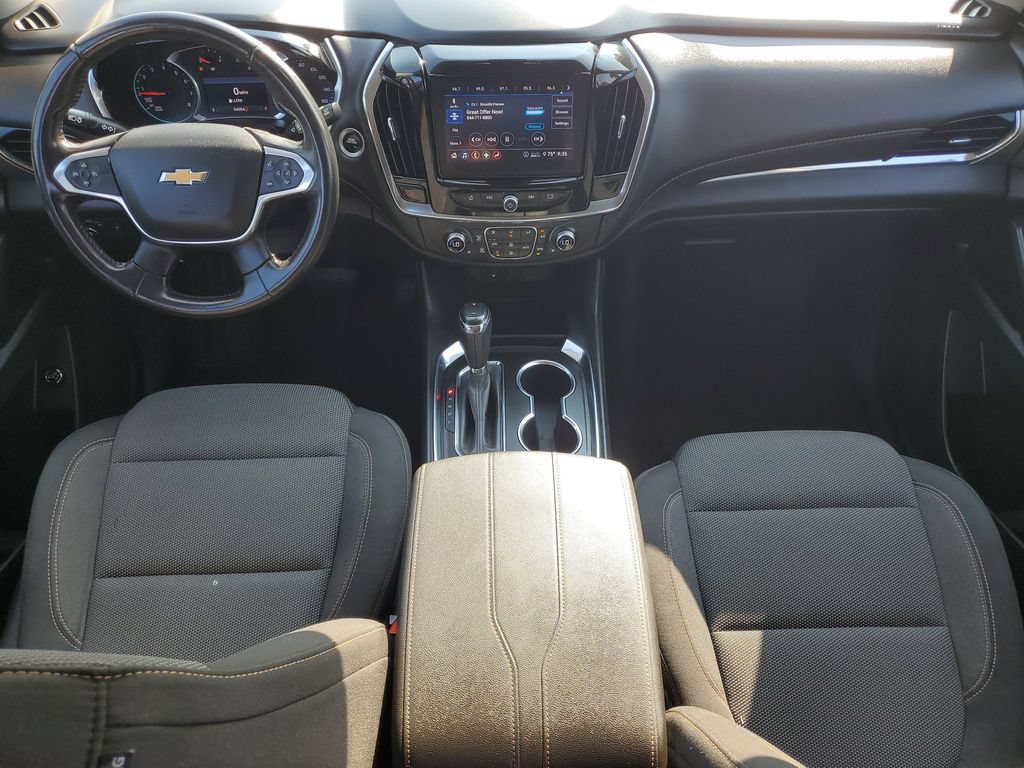 Used 2020 Chevrolet Traverse LT FWD image 20