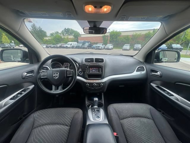 Used 2012 Dodge Journey SXT FWD image 17