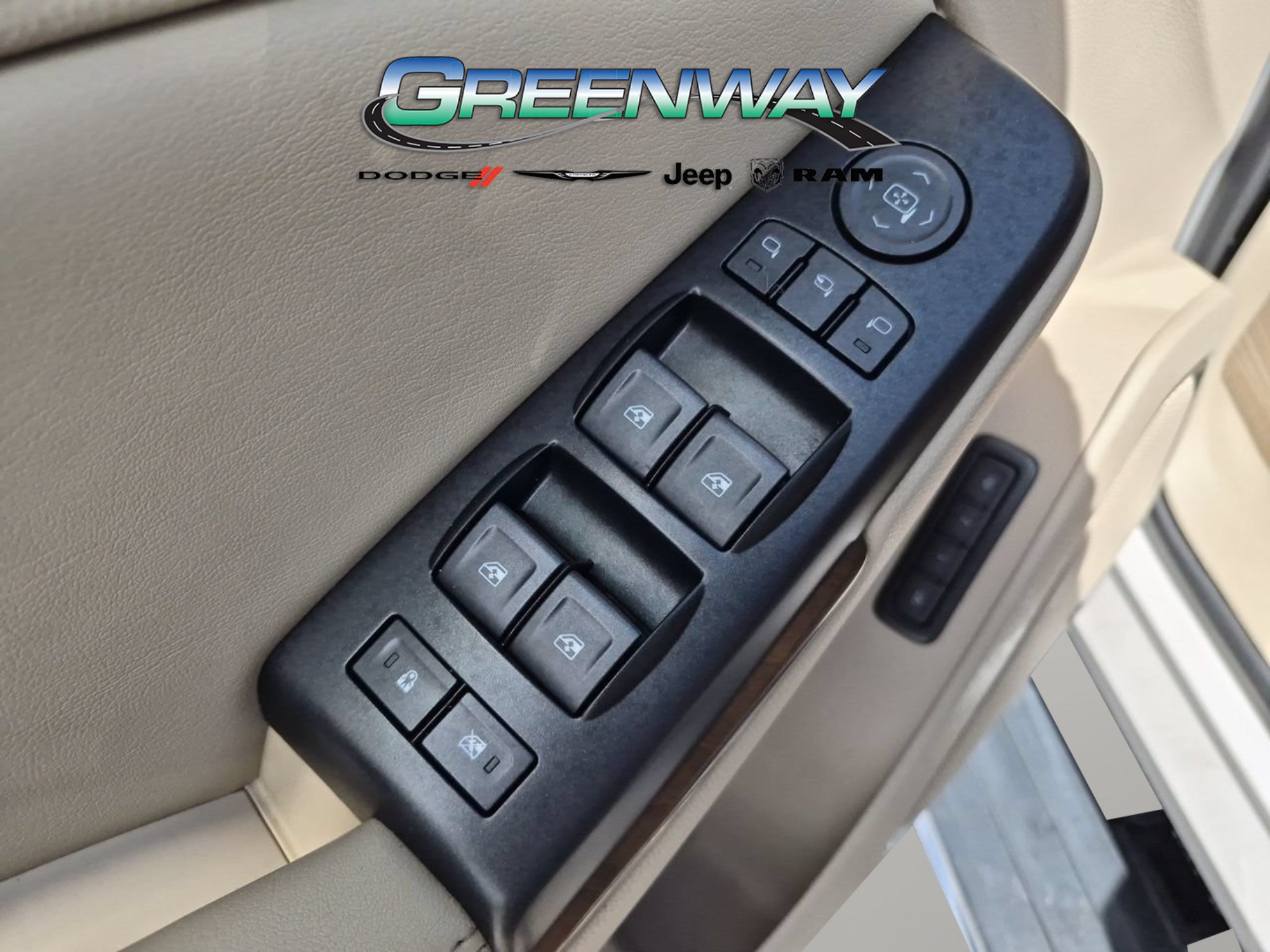 Used 2019 GMC Yukon XL Denali w/ Denali Ultimate Package RWD image 14