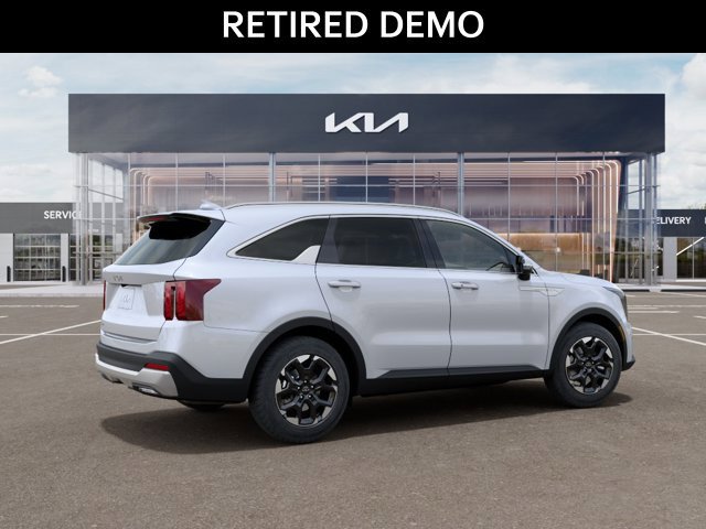 New 2026 Kia Sorento S w/ S Panoramic Sunroof Package FWD image 7