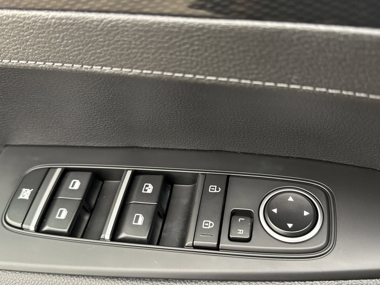 Used 2023 Kia Forte GT-Line w/ GT-Line Technology Package image 11