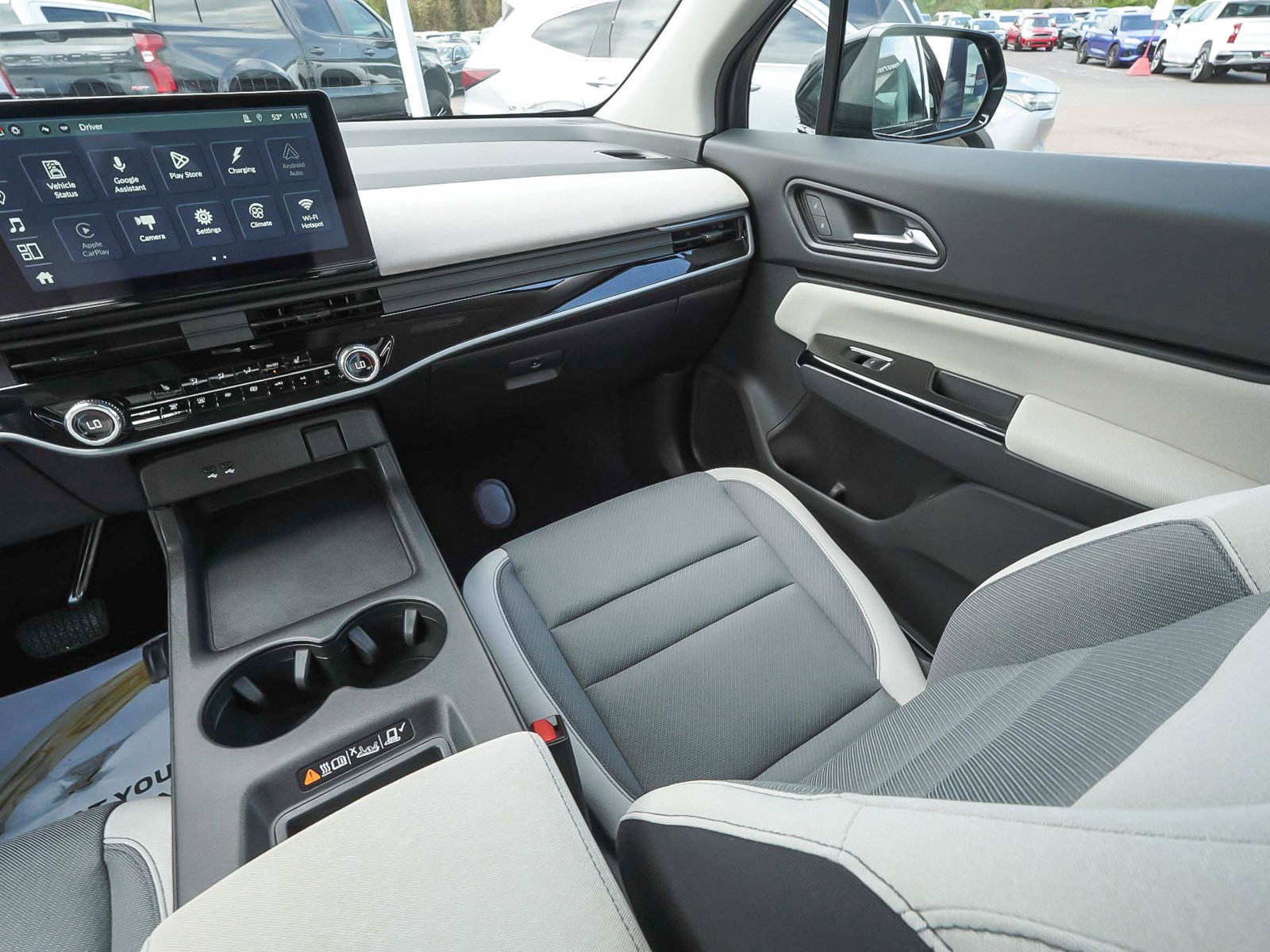 Used 2025 Honda Prologue EX image 45