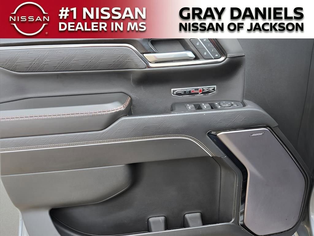 Used 2023 GMC Sierra 1500 AT4X image 12