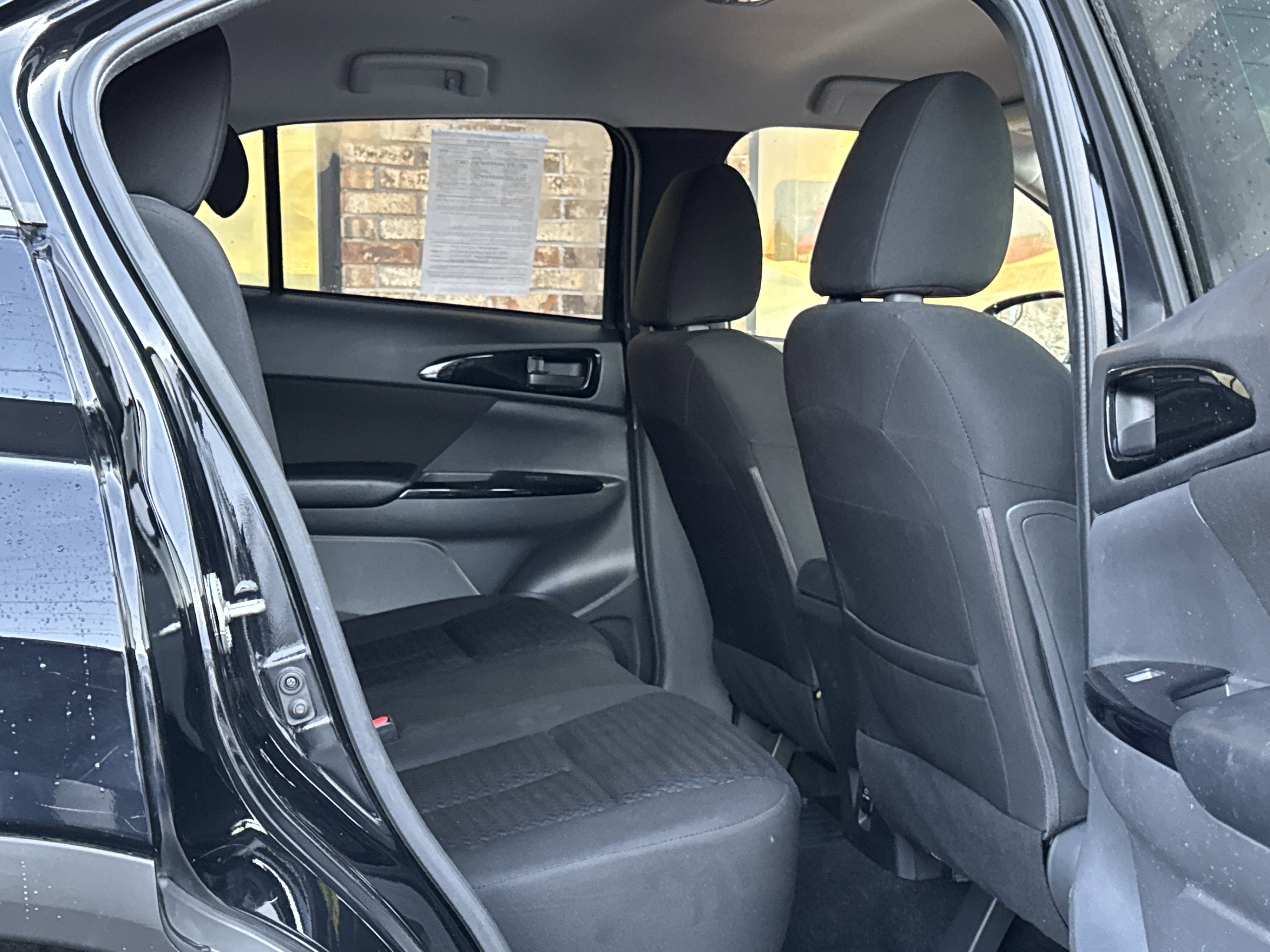 Used 2022 Mitsubishi Eclipse Cross LE image 12