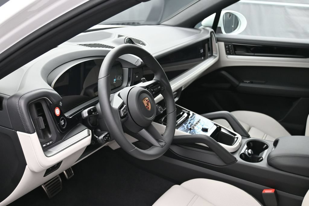 New 2026 Porsche Cayenne S AWD/4WD image 4