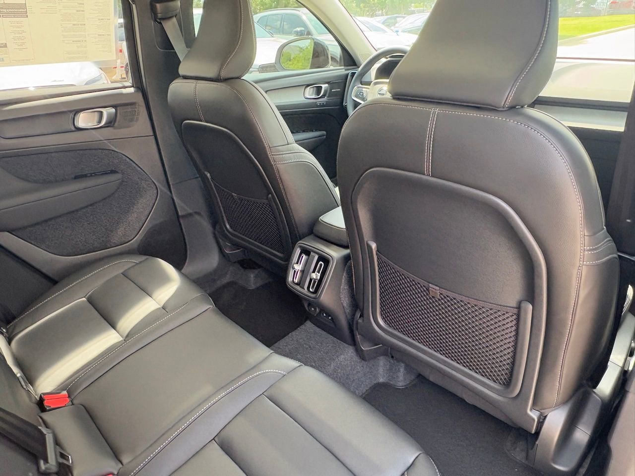 New 2026 Volvo XC40 B5 Ultra w/ Protection Package Premier AWD/4WD image 23