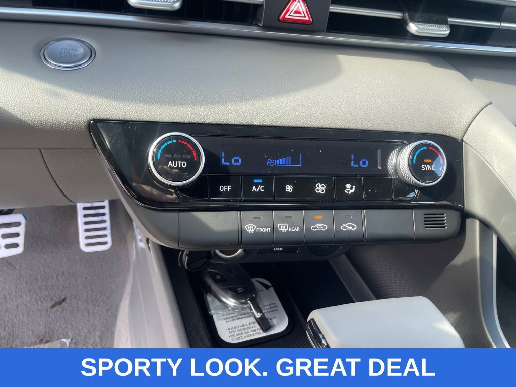 Used 2026 Hyundai Elantra Sport FWD image 17