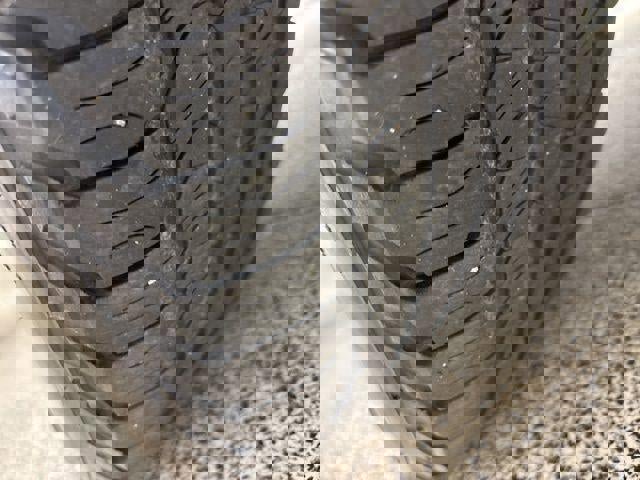 Used 2021 Chevrolet Traverse LT image 19