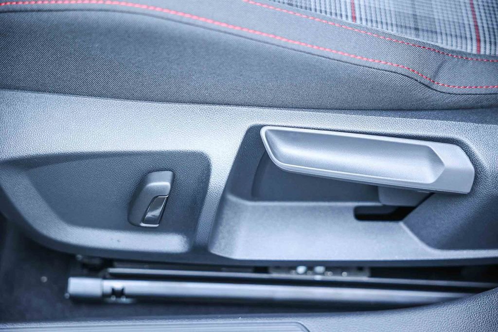 New 2026 Volkswagen GTI S image 32