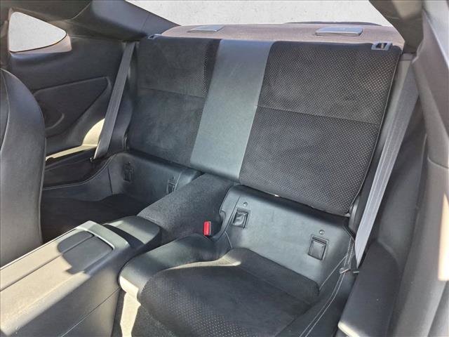 Used 2024 Toyota GR86 Premium RWD image 17