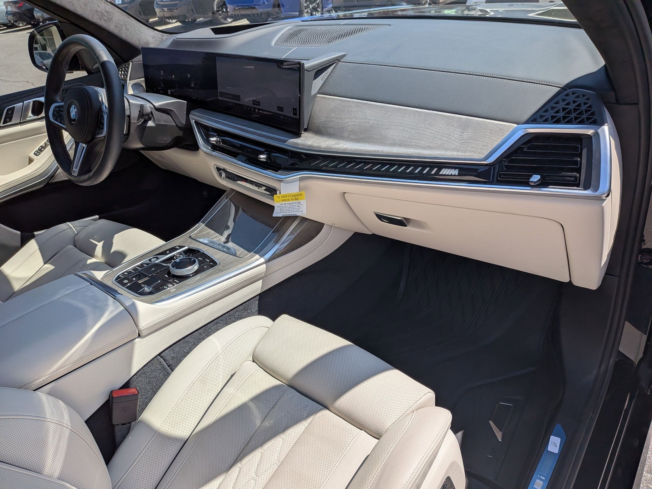 Used 2026 BMW X7 M60i AWD/4WD image 45