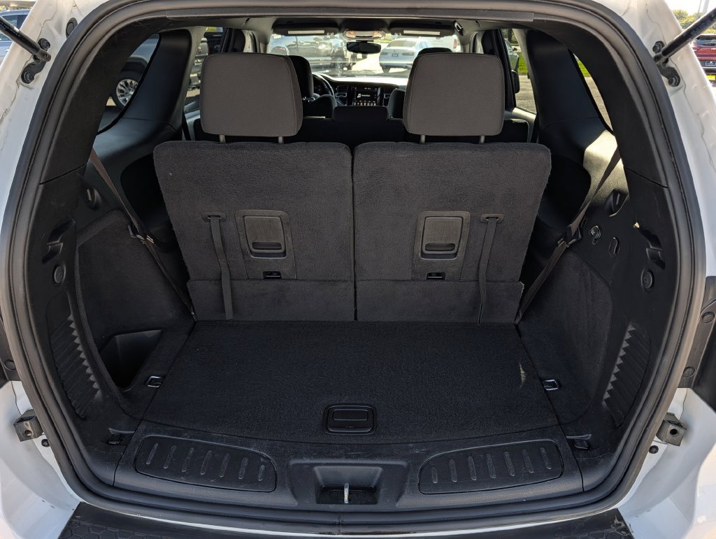 Used 2024 Dodge Durango SXT w/ 3rd Row Seating Group AWD/4WD image 28