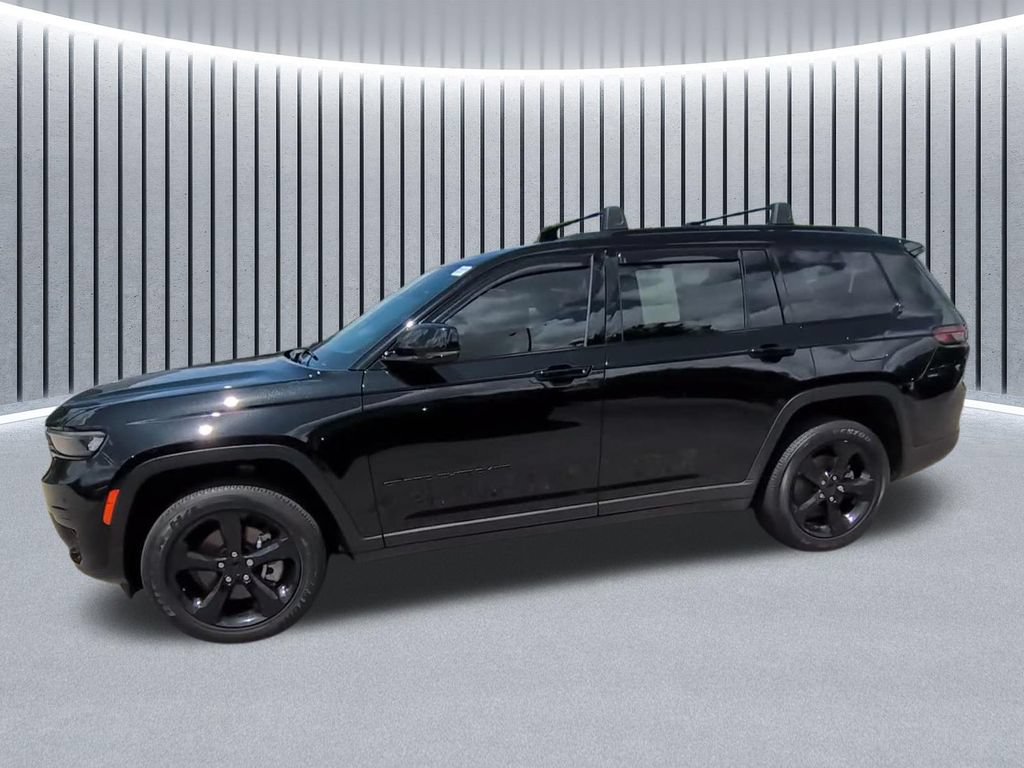 Used 2024 Jeep Grand Cherokee L Altitude AWD/4WD image 7
