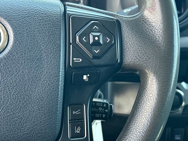 Used 2020 Toyota Tacoma SR AWD/4WD image 19