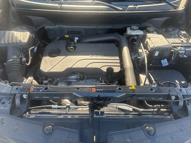 Used 2023 Chevrolet Equinox LT w/ LPO, Floor Liner Package image 21