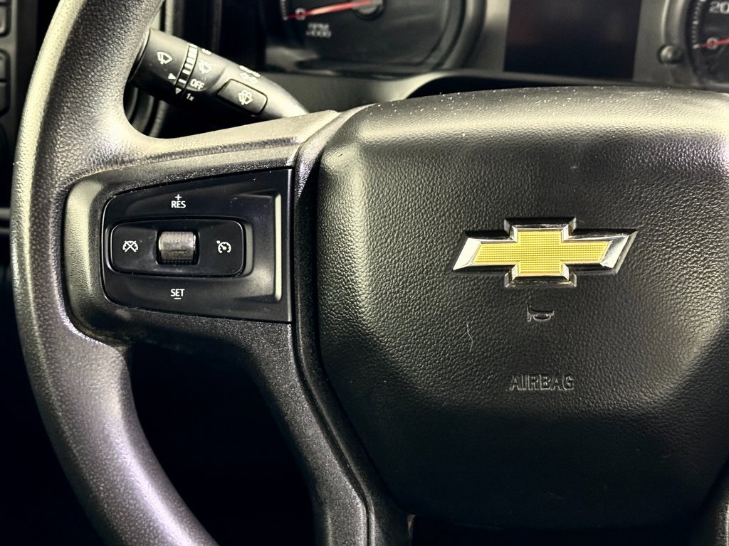 Used 2022 Chevrolet Silverado 2500 Custom w/ Custom Value Package image 23