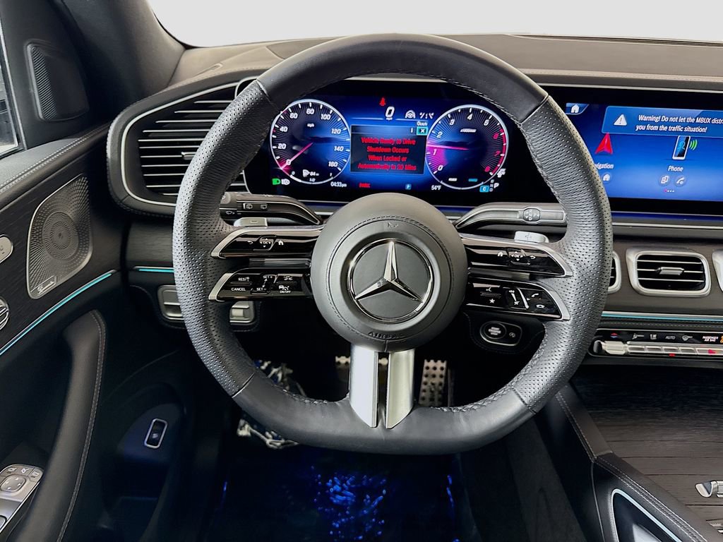 Used 2024 Mercedes-Benz GLS 450 4MATIC image 11
