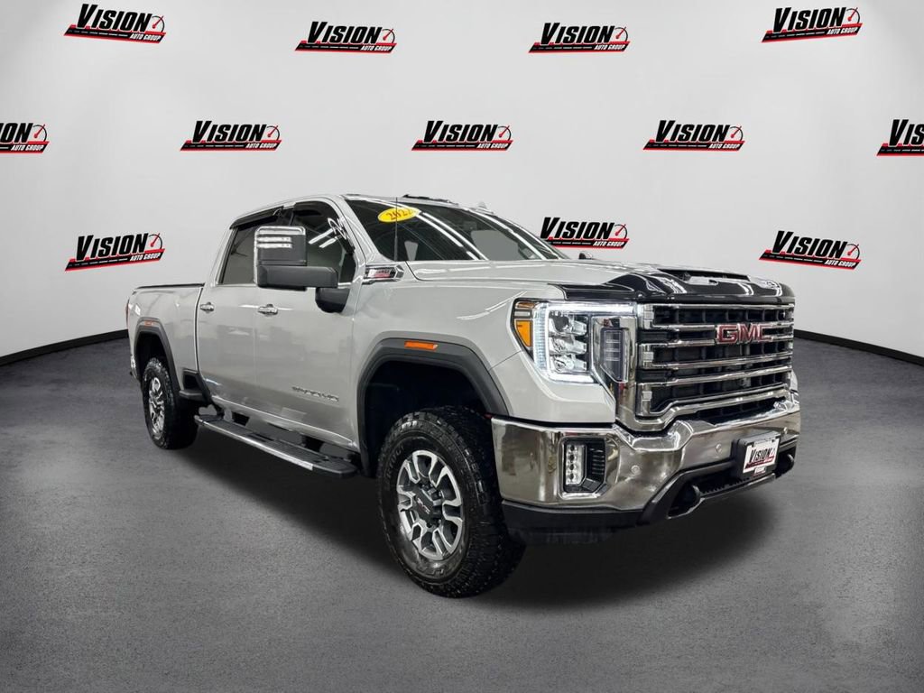 Used 2022 GMC Sierra 3500 SLT w/ SLT Preferred Package AWD/4WD image 3