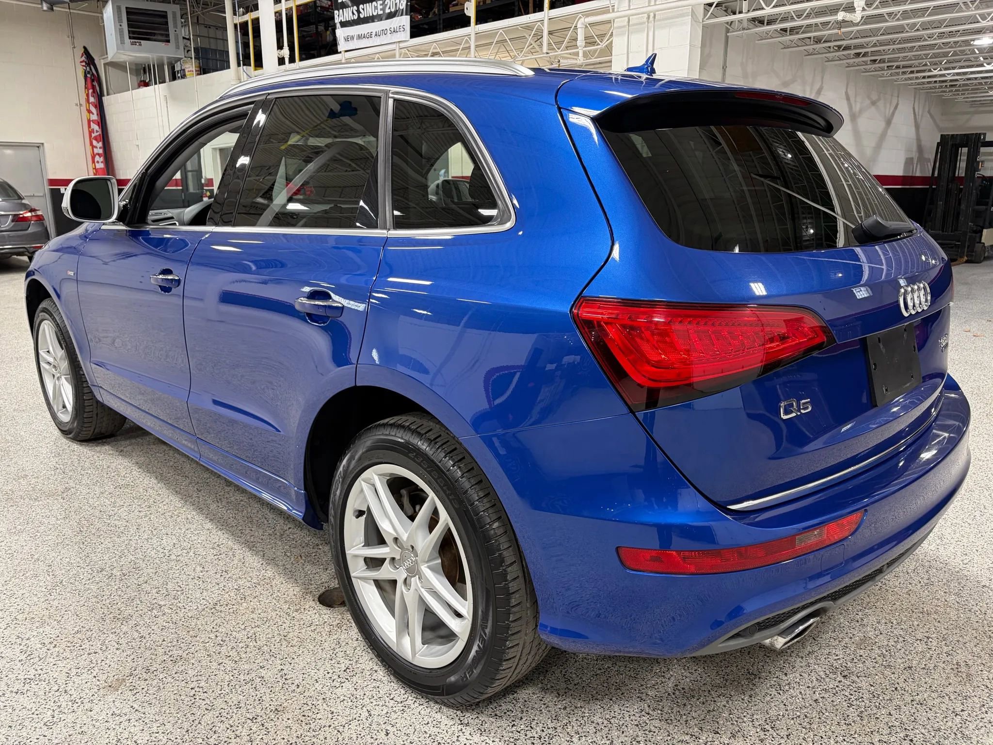 Used 2017 Audi Q5 3.0T Prestige image 3