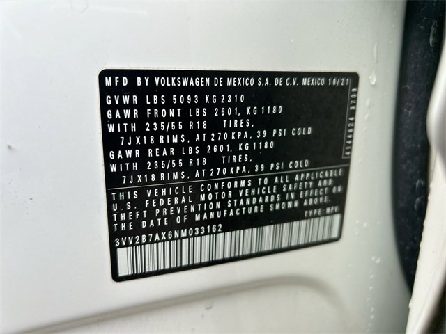 Used 2022 Volkswagen Tiguan SE image 32