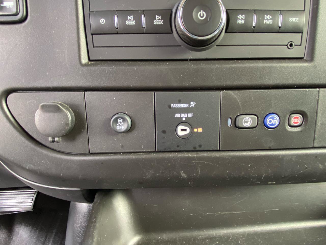 Used 2024 GMC Savana 2500 w/ Driver Convenience Package RWD image 30