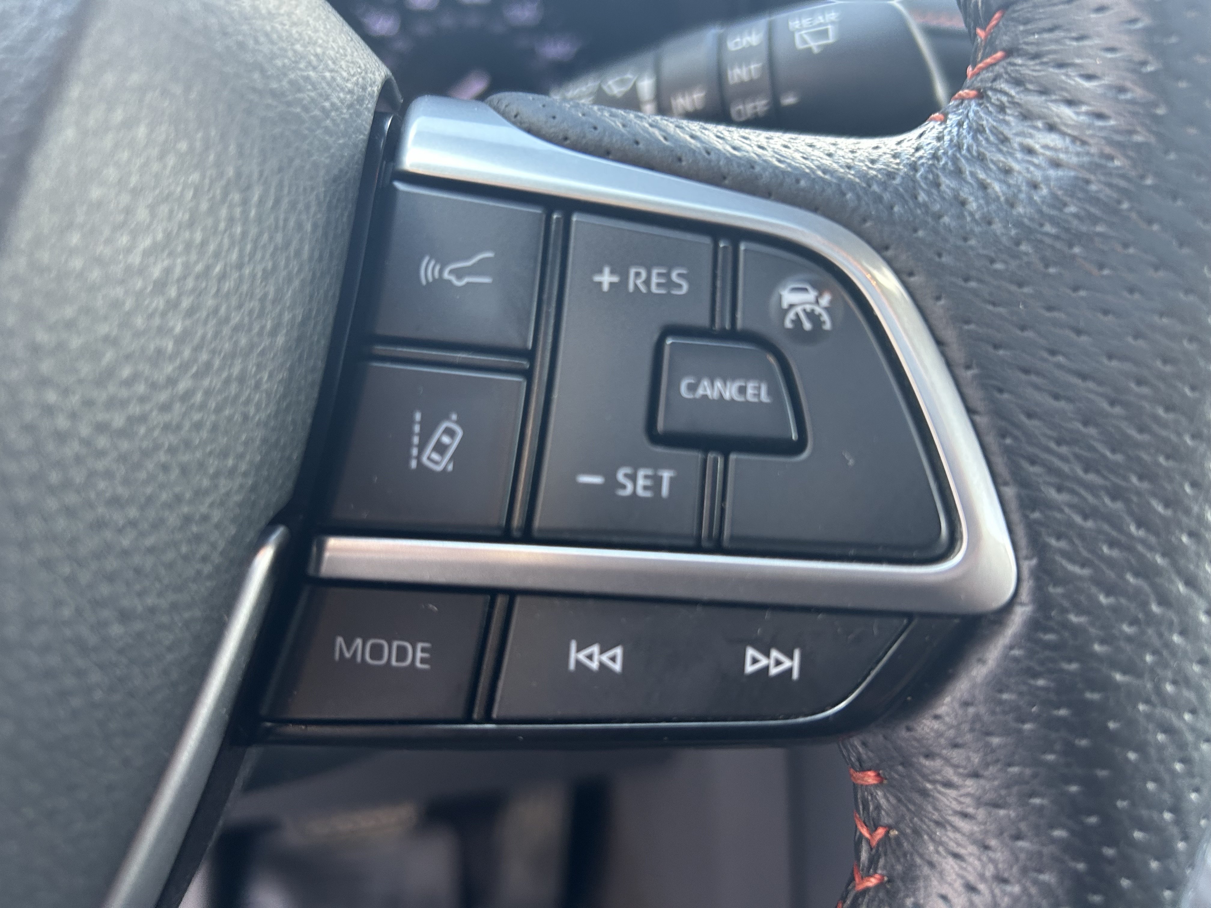 Certified 2022 Toyota Sienna XSE w/ XSE Plus Package FWD image 26