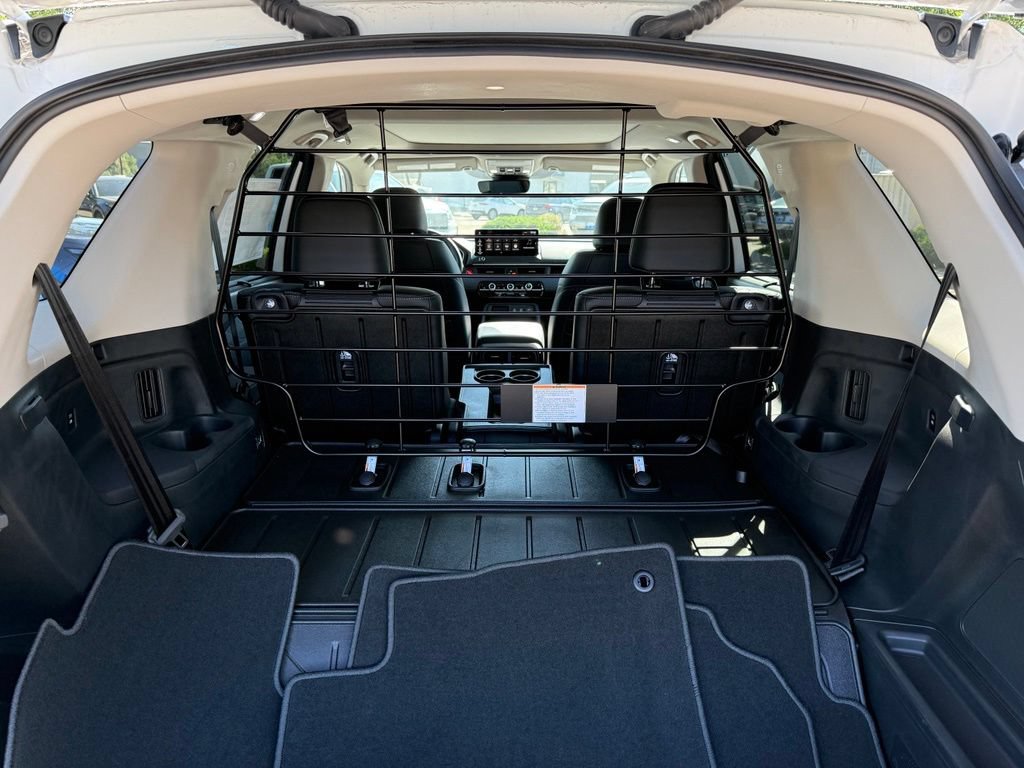 New 2026 Honda Pilot Touring image 14