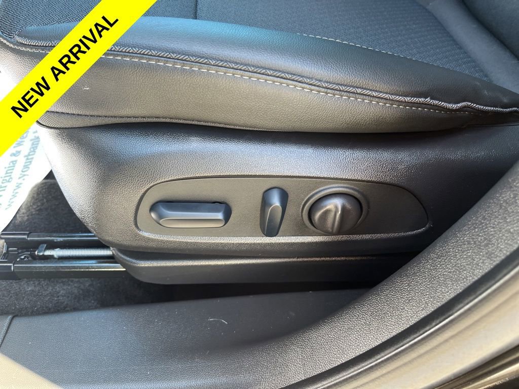 Used 2023 Buick Encore GX Select w/ Experience Buick Package FWD image 22