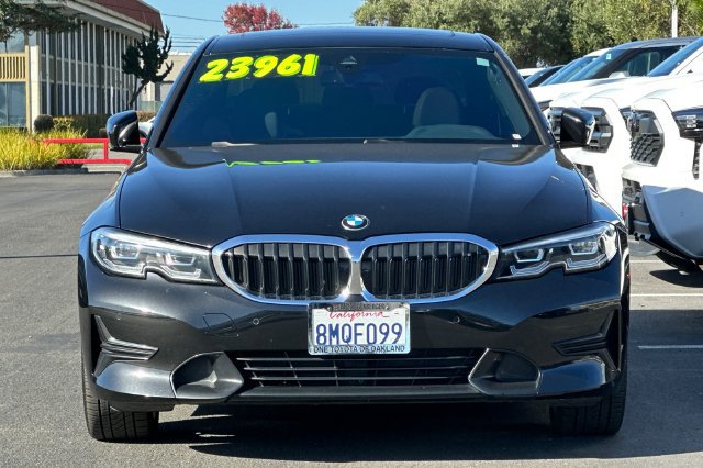 Used 2019 BMW 330i Sedan w/ Convenience Package RWD image 9