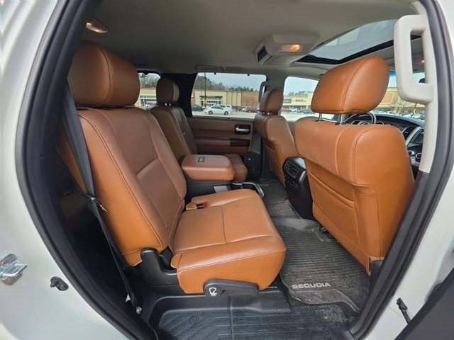 Used 2017 Toyota Sequoia Platinum image 6