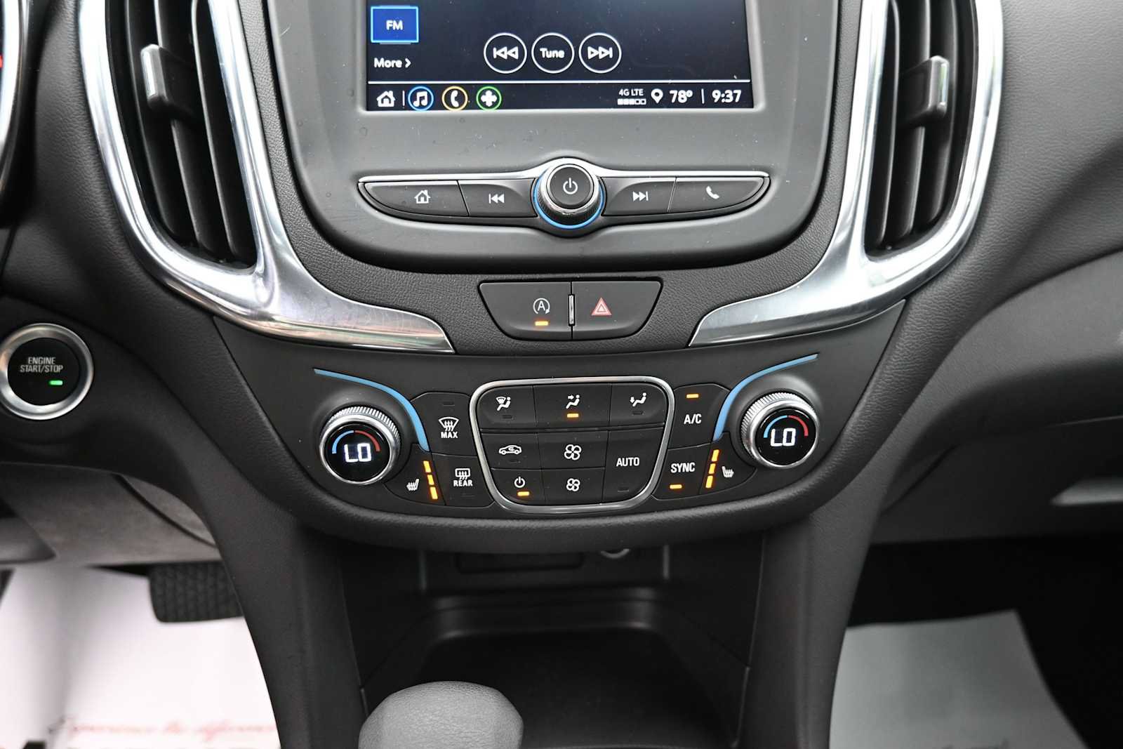 Used 2024 Chevrolet Equinox LT AWD/4WD image 9