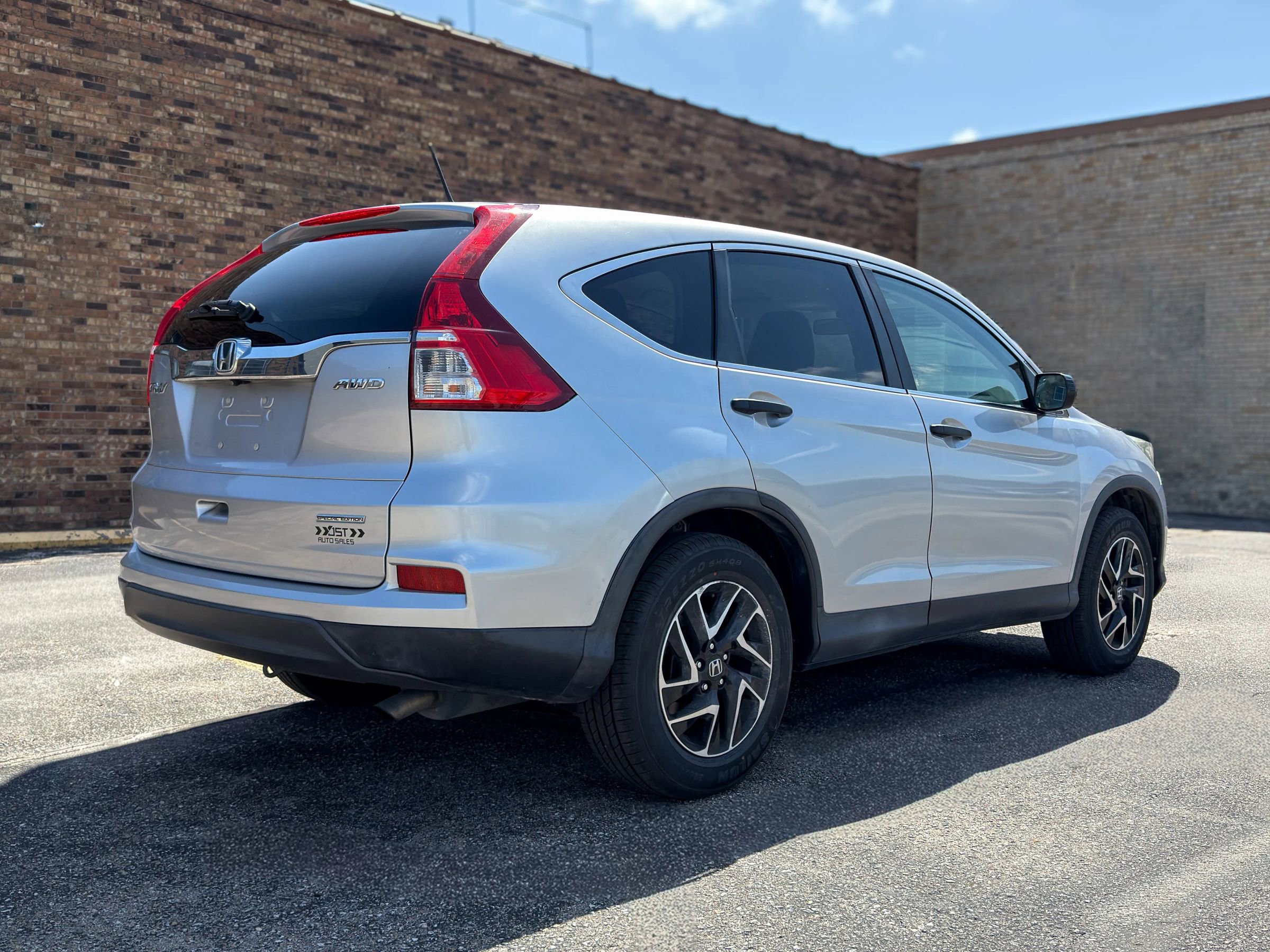 Used 2016 Honda CR-V SE image 8