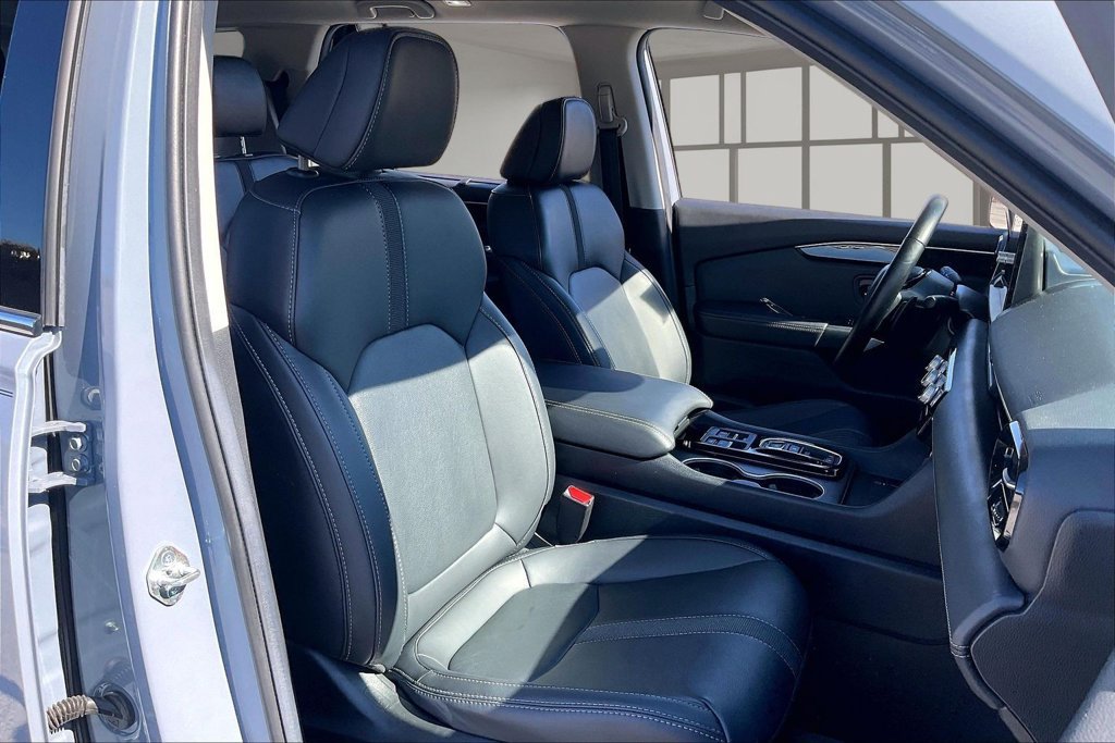 Used 2025 Honda Pilot Touring image 29
