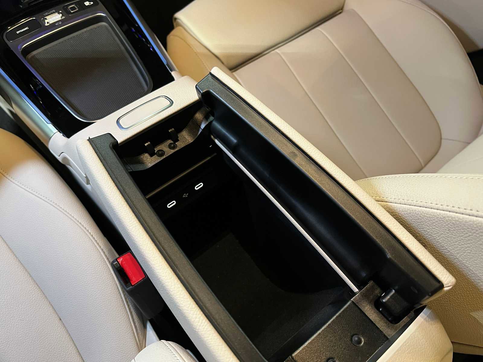 Used 2025 Mercedes-Benz GLB 250 GLB 250 image 31