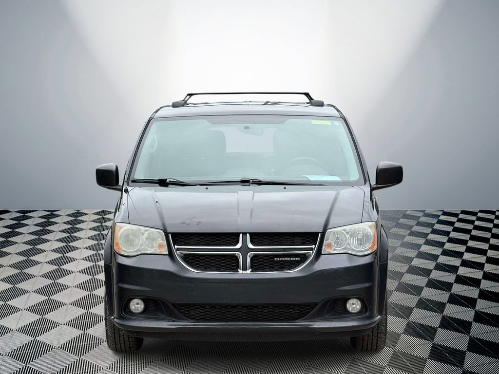 Used 2011 Dodge Grand Caravan Crew FWD image 2