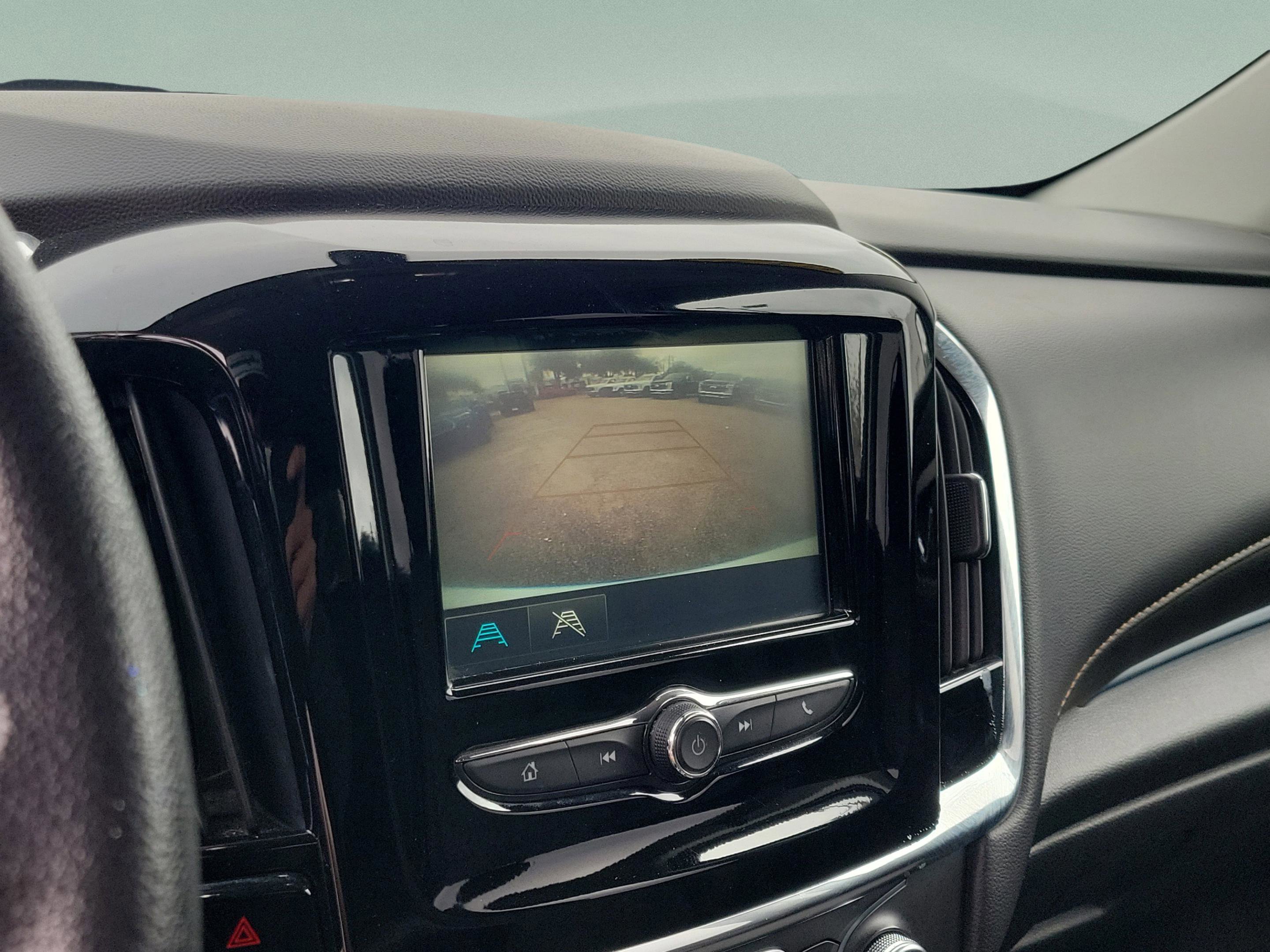 Used 2019 Chevrolet Traverse LS image 18