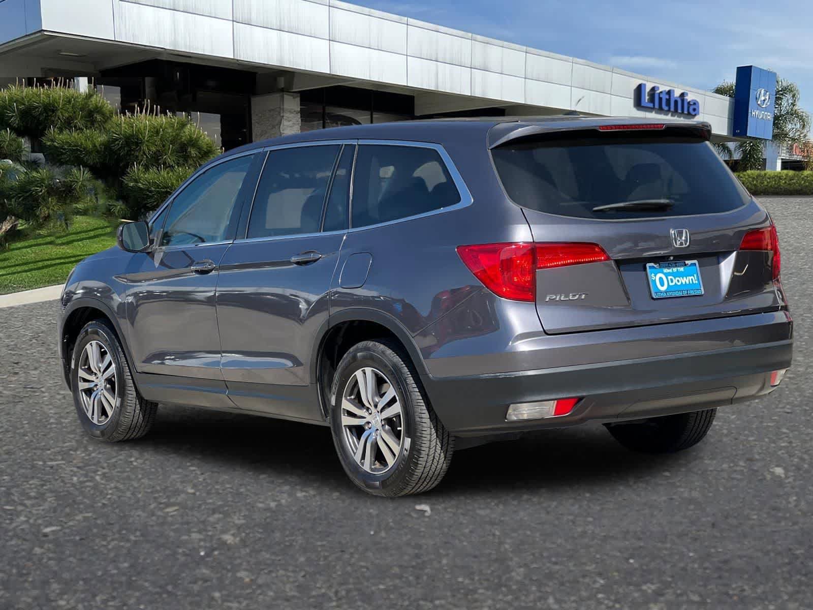 Used 2017 Honda Pilot EX image 7