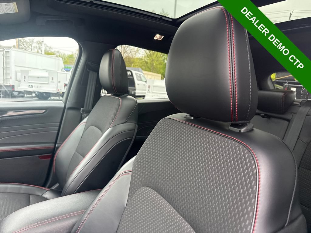 Used 2024 Ford Escape ST-Line Select w/ Tech Pack #2 AWD/4WD image 25