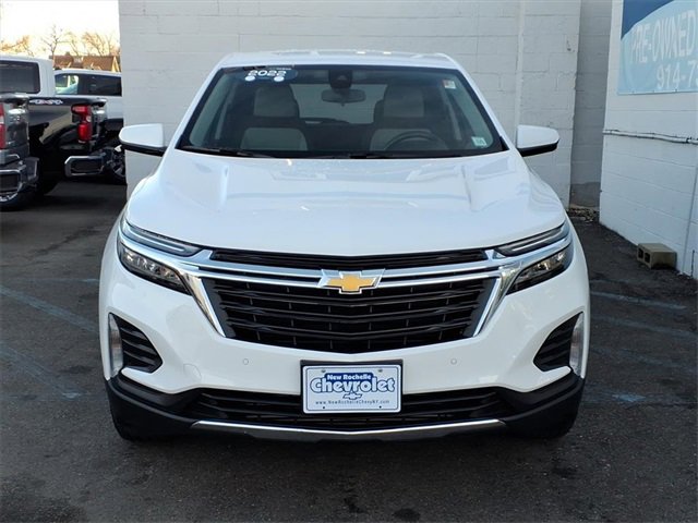 Used 2022 Chevrolet Equinox LT image 2