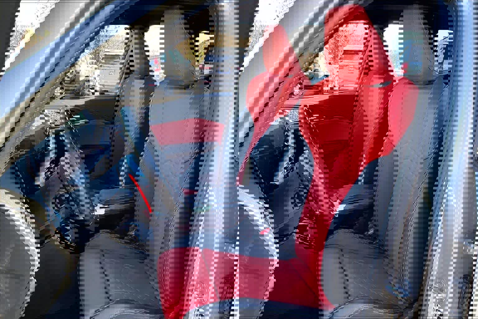 Used 2025 BMW X1 M35i w/ Shadowloine Package image 7