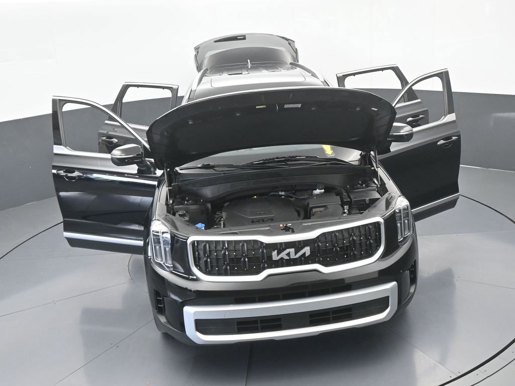 Used 2024 Kia Telluride EX w/ EX Captain's Chair Package FWD image 73