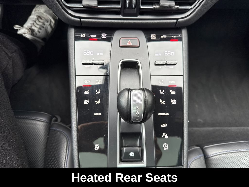 Used 2023 Porsche Macan image 20