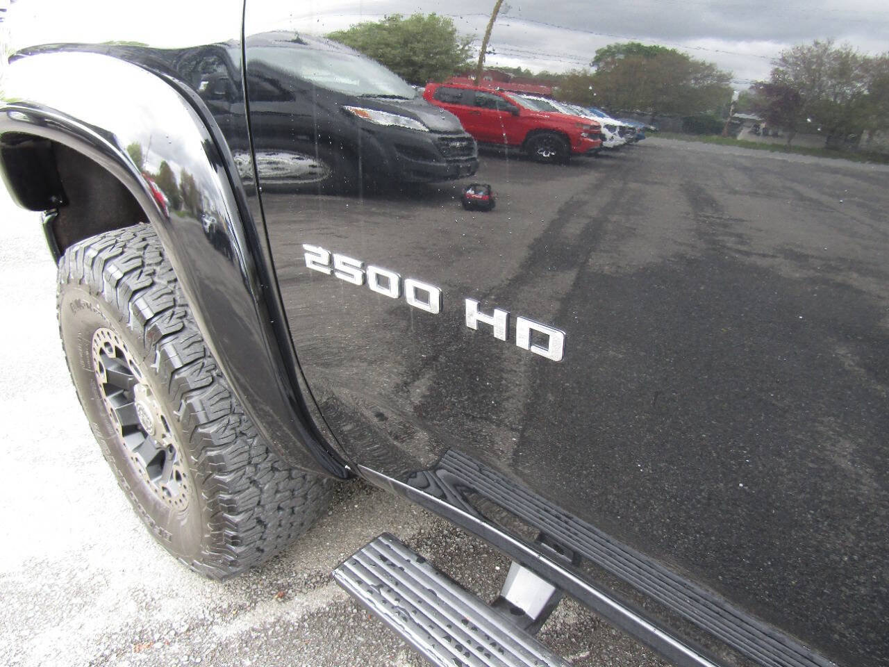 Used 2021 Chevrolet Silverado 2500 Custom w/ Custom Value Package AWD/4WD image 35