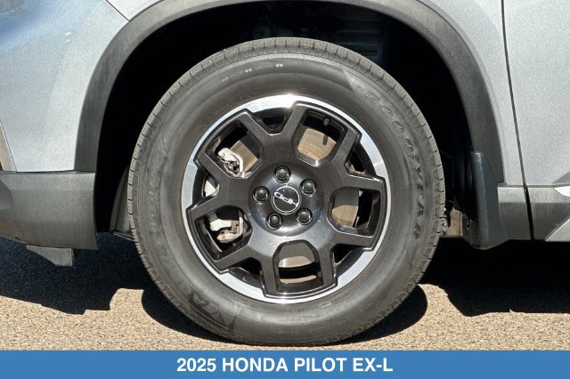 Certified 2025 Honda Pilot EX-L image 29