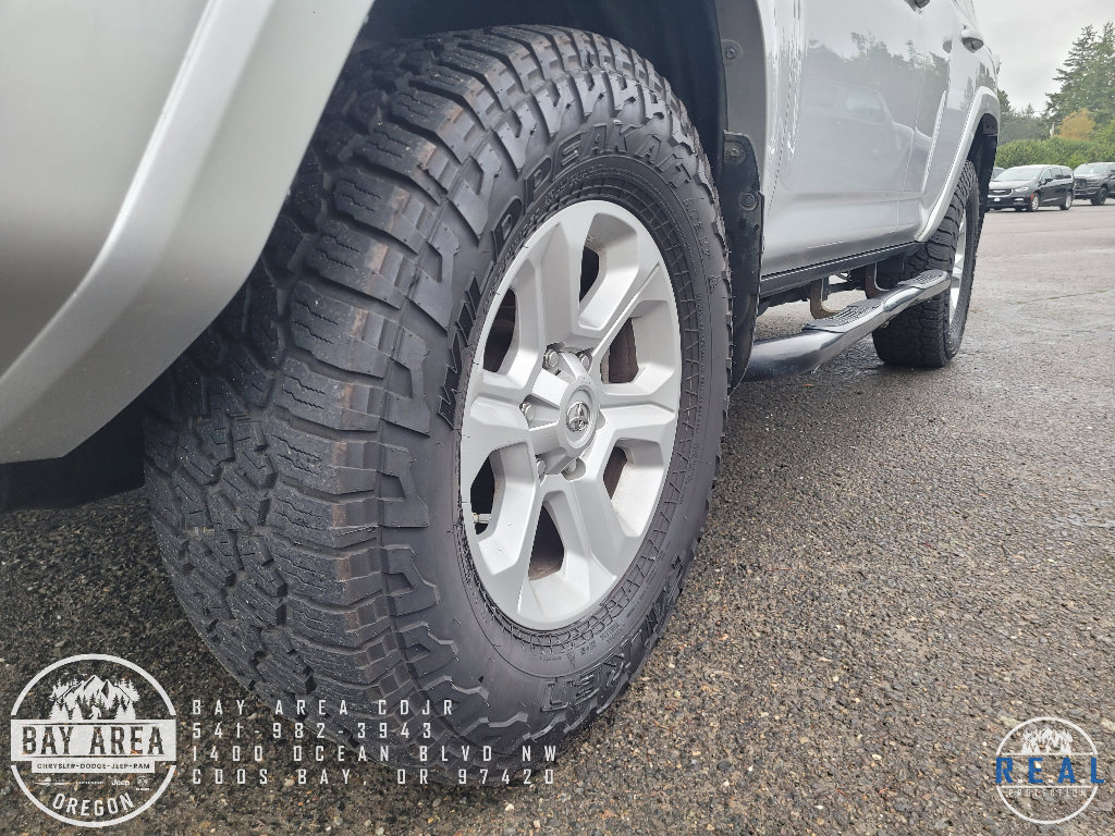 Used 2018 Toyota 4Runner 4WD image 19