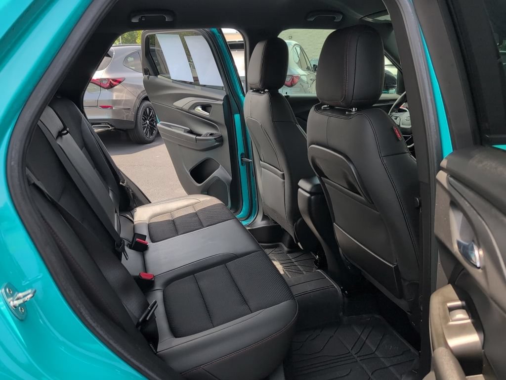 Used 2022 Chevrolet TrailBlazer RS AWD/4WD image 40